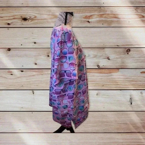 UNBRANDED SCRUB PINK WITH SUNGLASSES - Picture 3 of 4